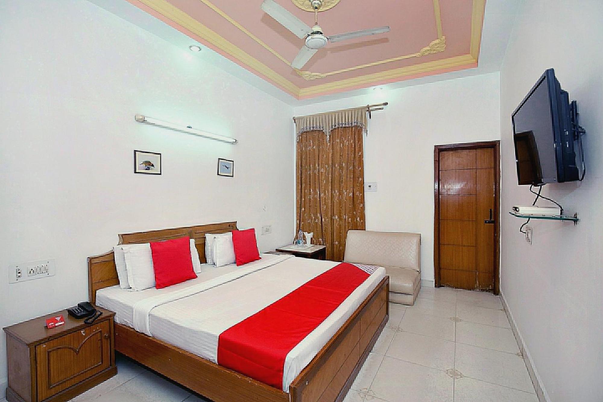 Hotel O Queensland Amritsar Exterior foto
